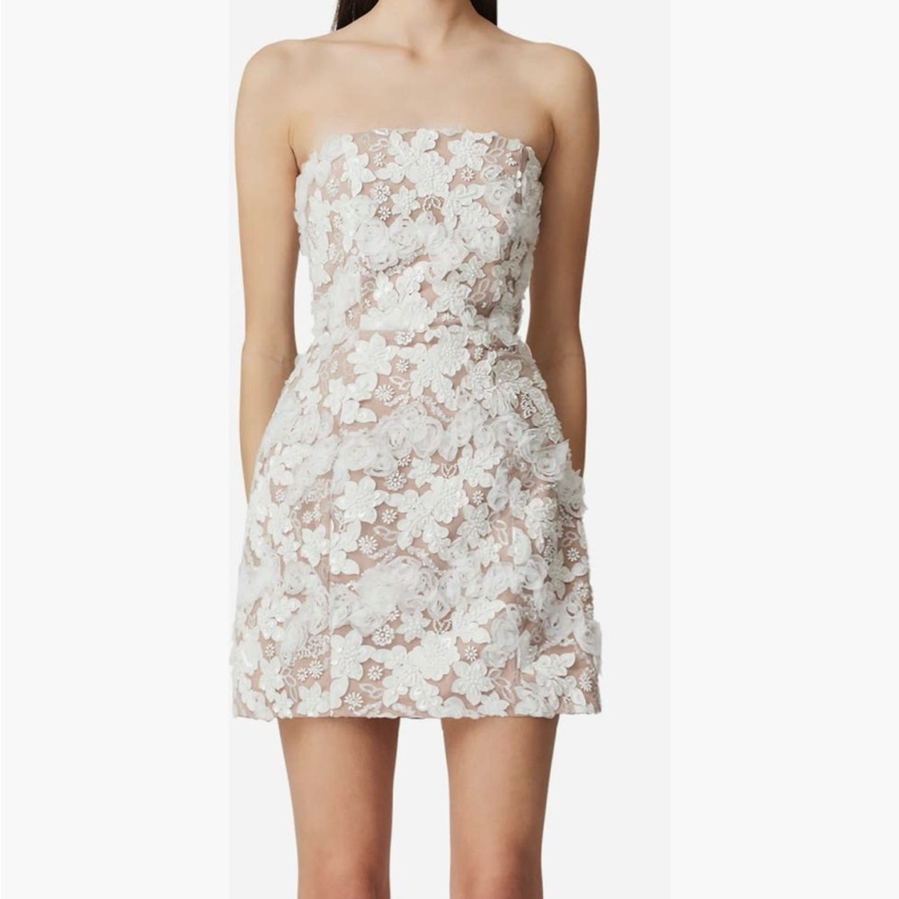 Elliatt Vonni Beaded Floral strapless dress